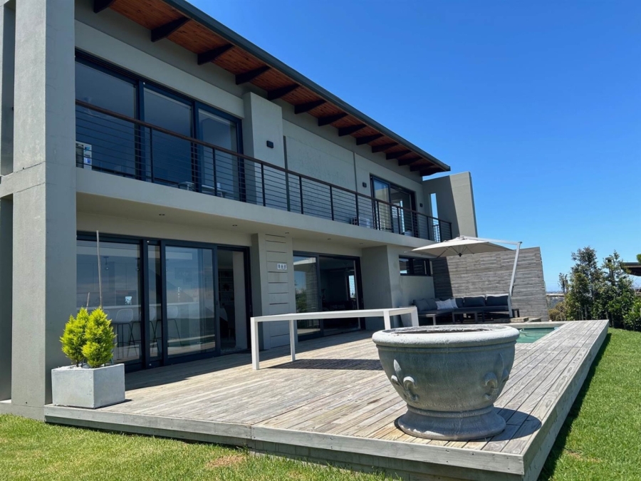 To Let 3 Bedroom Property for Rent in Knysna Central Western Cape